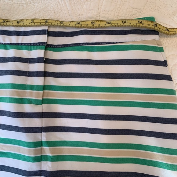 147.) CLEAR OUT / IZOD / Blue, white & green / Striped Skort / Active - Picture 4 of 5